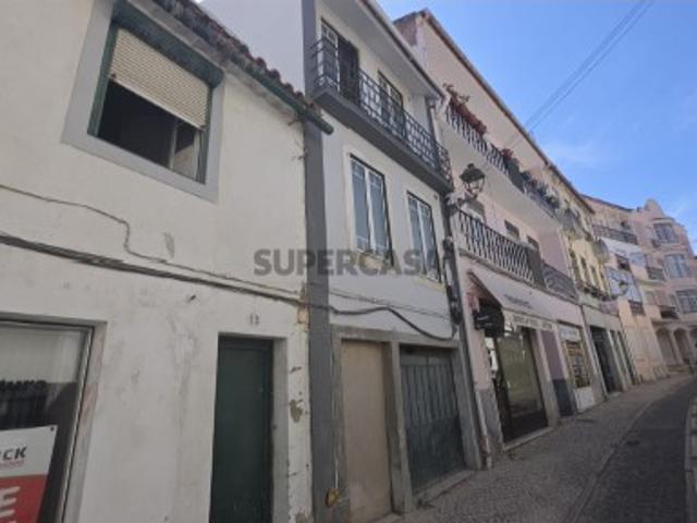 Prédio venda em Torres Novas, Santarém