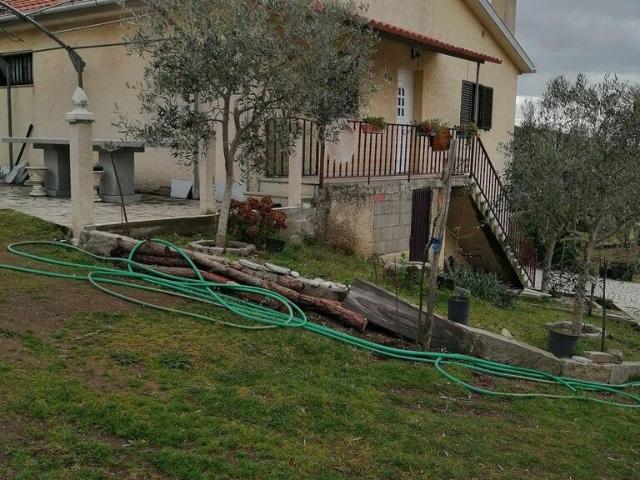 Prédio venda em Chaves, Vila Real