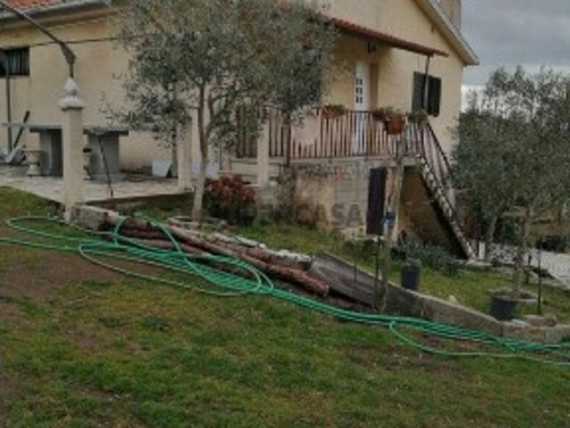 Prédio venda em Chaves, Vila Real
