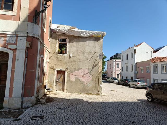 Prédio venda em Bairro Ferroviário, Barreiro