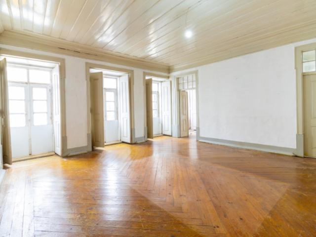 Casa venda em Montemor-o-Velho e Gatões, Montemor-o-velho