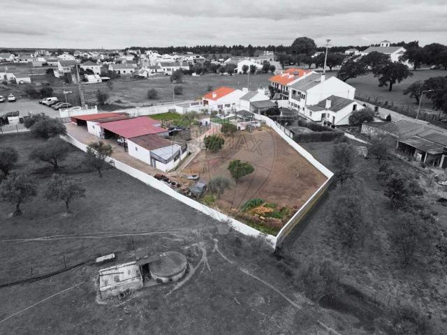 Commercial Land venda em Montemor-o-novo, Foros de Vale de Figueira