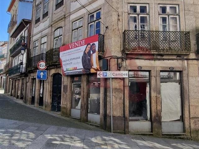 Loja venda em Guimarães, Braga