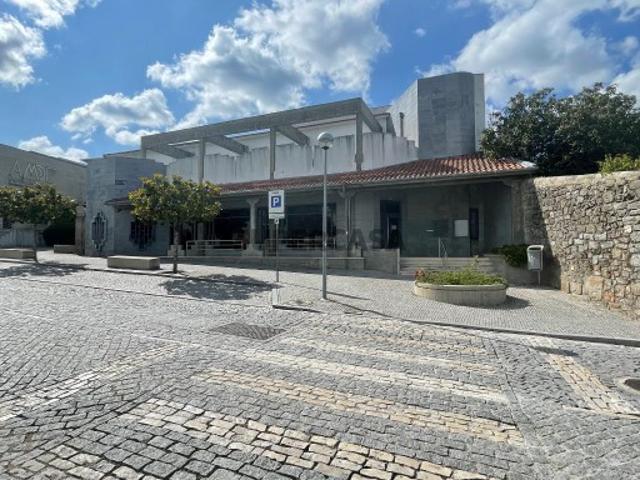 Prédio venda em Aguiar da Beira, Guarda