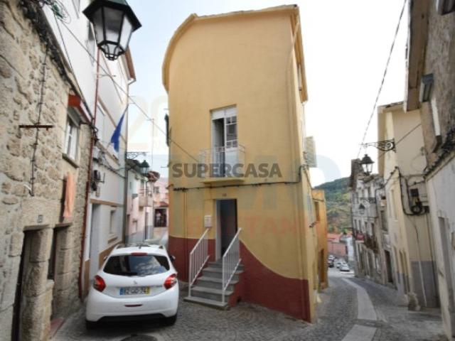 Prédio venda em Castelo Branco, Canhoso