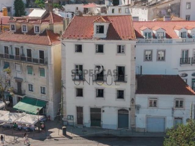 Prédio venda em São Cristóvão e São Lourenço, Lisboa