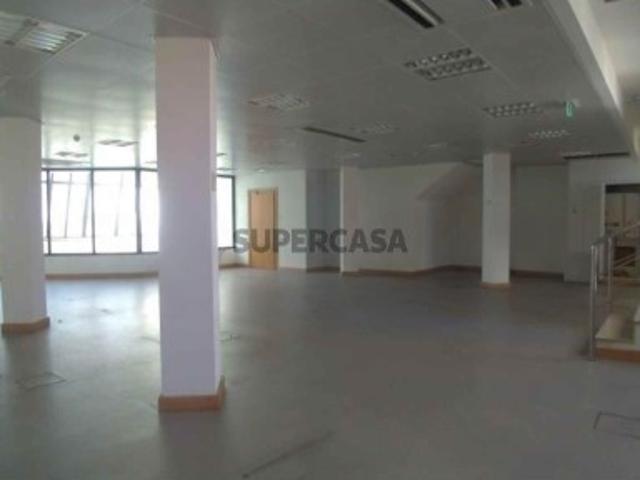 Prédio venda em Cabo da Vila, Vila Real