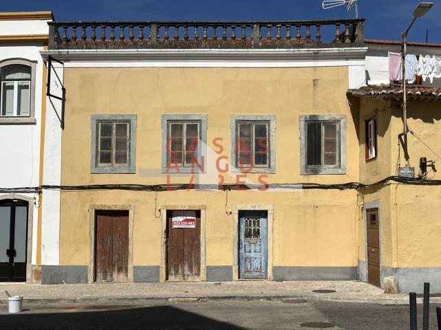 Casa venda em Colégio Nuno Álvares, Tomar