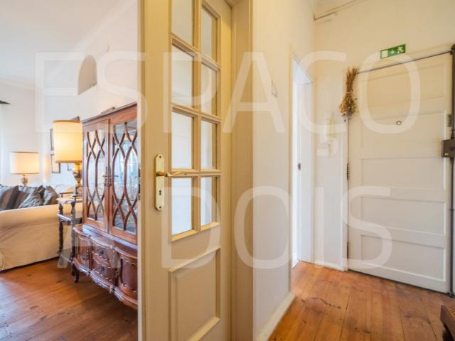 Quarto alugar em Bairro de São Miguel, Lisboa