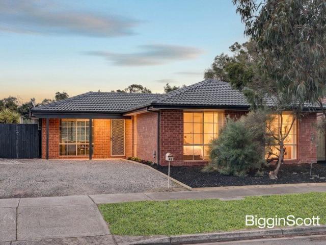 House for sale in Darnley Estate, Melbourne