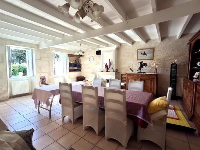 Maison vente à Saintes, Préguillac