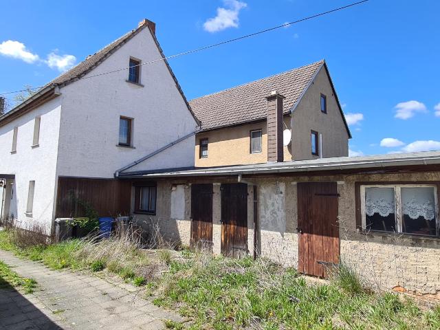 Villa kaufen in Launewitz, Schkölen