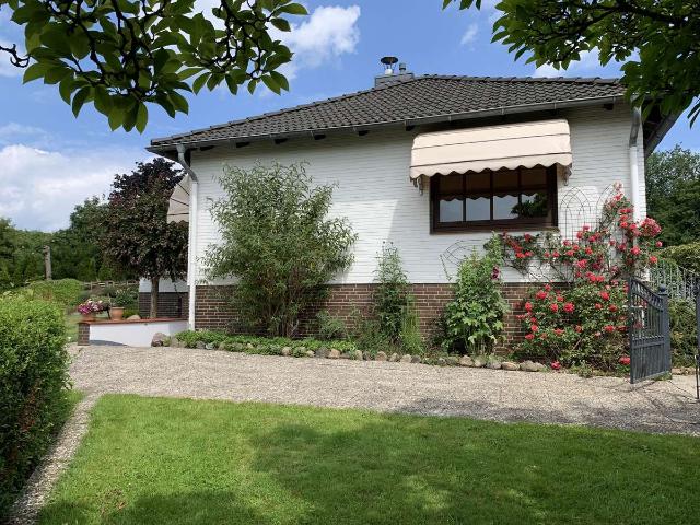 Haus kaufen in Gewerbegebiet Glüsinger Straße, Seevetal