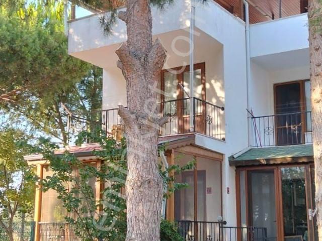 Gömeç içerisinde satılık Villa