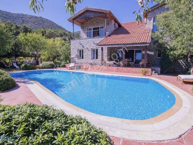 Datça, Muğla içerisinde kiralık Villa