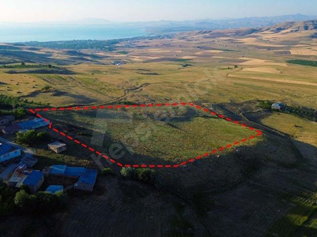 Edremit, Van içerisinde satılık Arsa