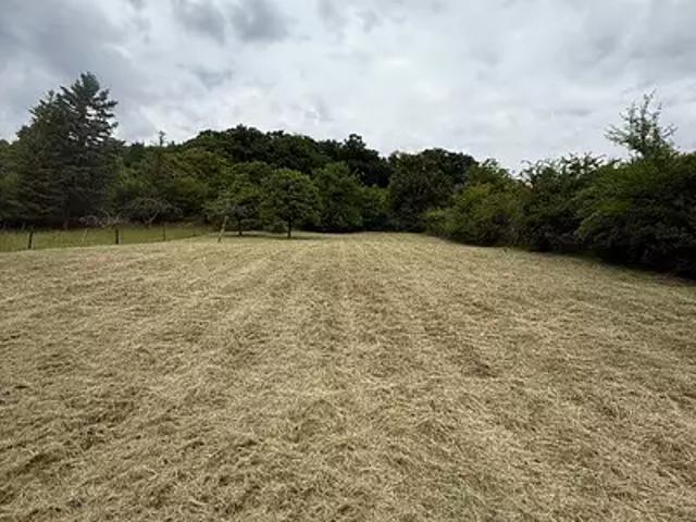 Terrain vente à Cosne-Cours-sur-Loire, Prémery
