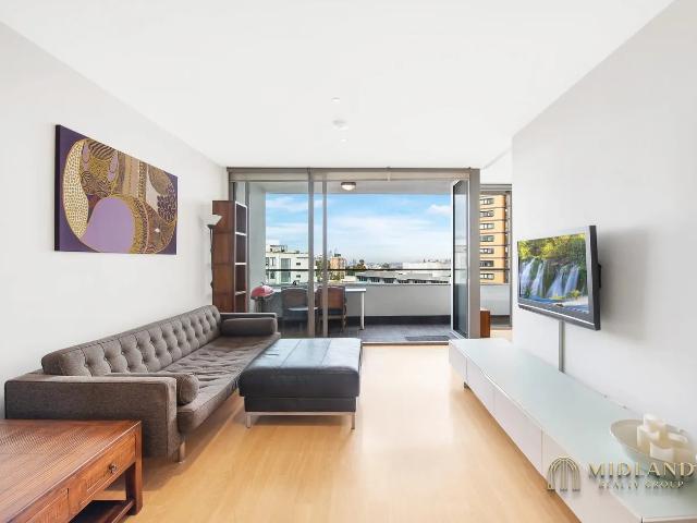 Apartment for rent in Lower North Shore, Sydney