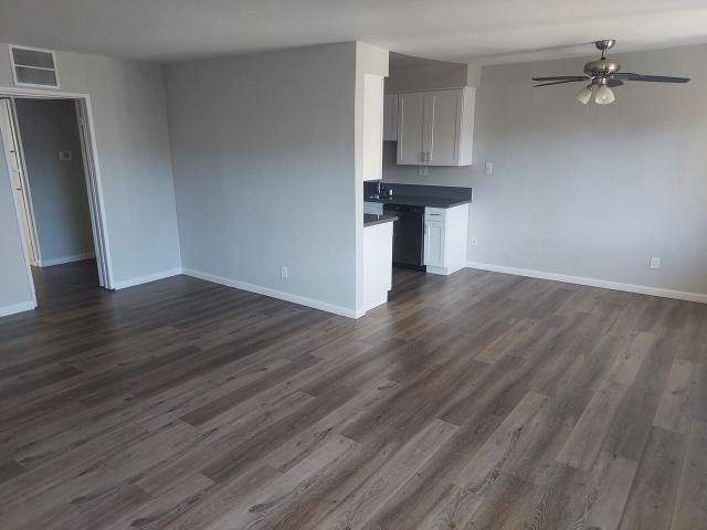 Apartment for rent in Sherman Oaks Neighborhood Council District, Canoga Park