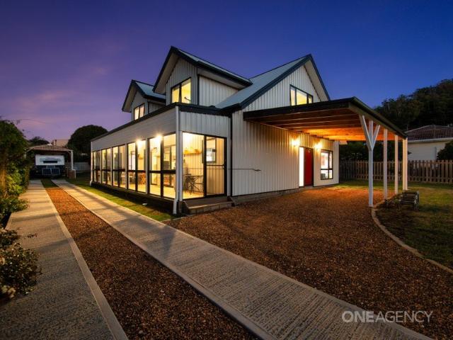 House for sale in Sulphur Creek, Tasmania
