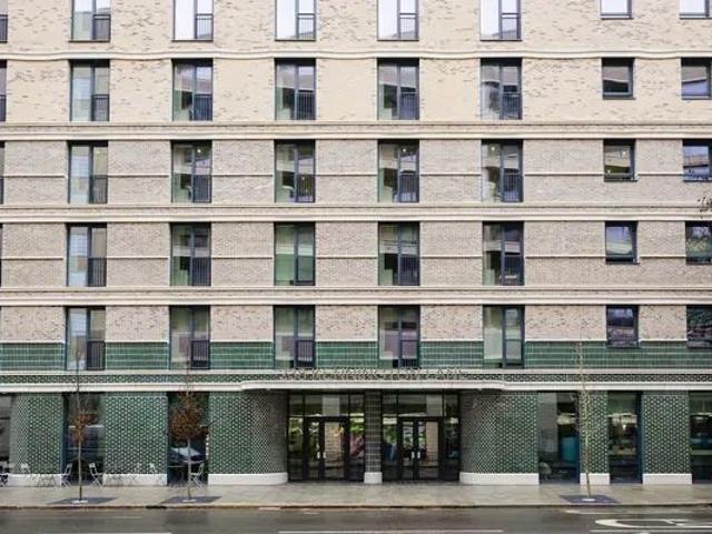 Room for rent in Kennington Cross, Greater London