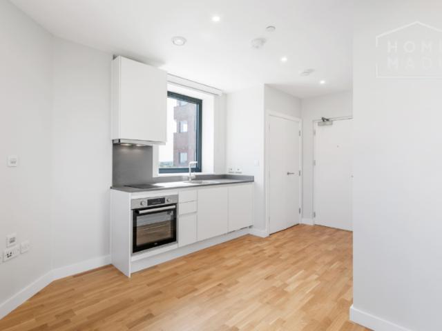 Apartment for rent in Wealdstone, Greater London