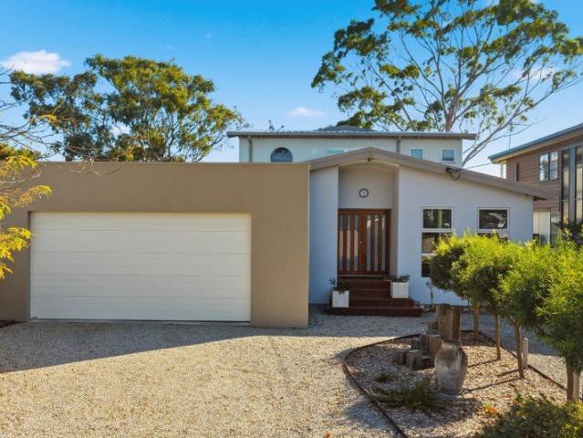 House for sale in Coronet Bay, Victoria