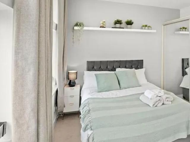 Apartment for rent in City Centre, Salford