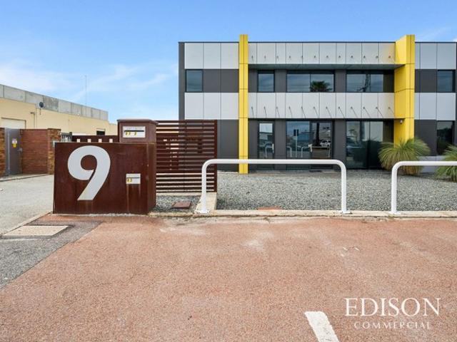 Warehouse for rent in Stirling, Western Australia