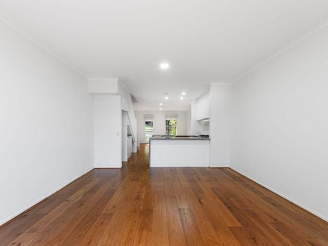 Townhouse for rent in Camerons Creek, Victoria