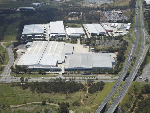 Warehouse for rent in Toombul, Queensland