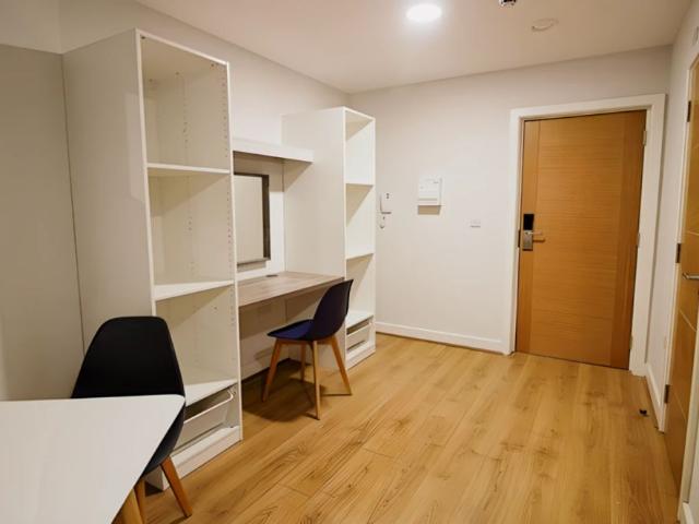 Studio for rent in St Ann's, Haddon