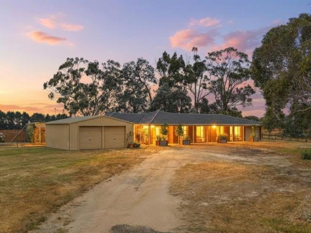 Cottage for sale in Lancefield, Victoria