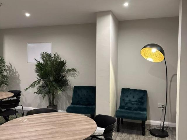 Studio for rent in Islington, Calderstones