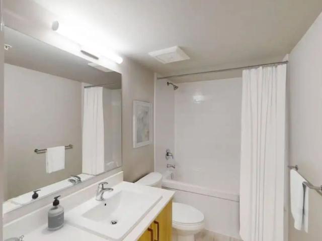 Apartment for rent in Downtown, New Westminster