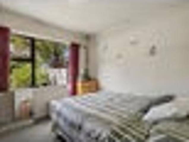 House for sale in Otakou