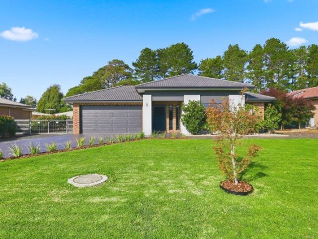 House for sale in Riddells Creek, Victoria