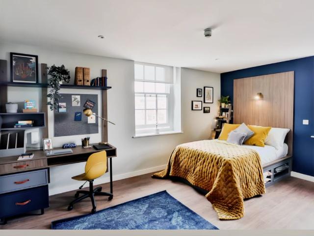 Apartment for rent in Spike Island, Feckenham