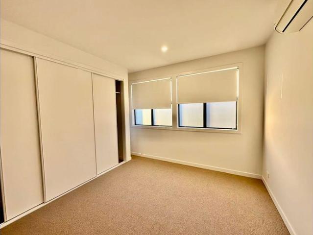 Townhouse for rent in Camerons Creek, Victoria