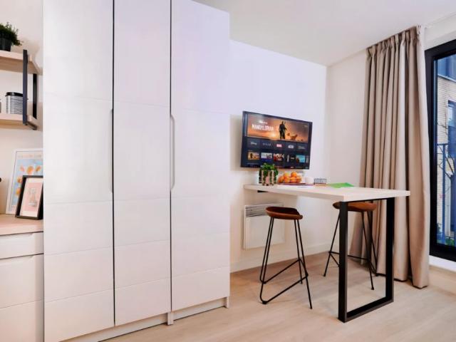 Studio for rent in Lorne, Leith