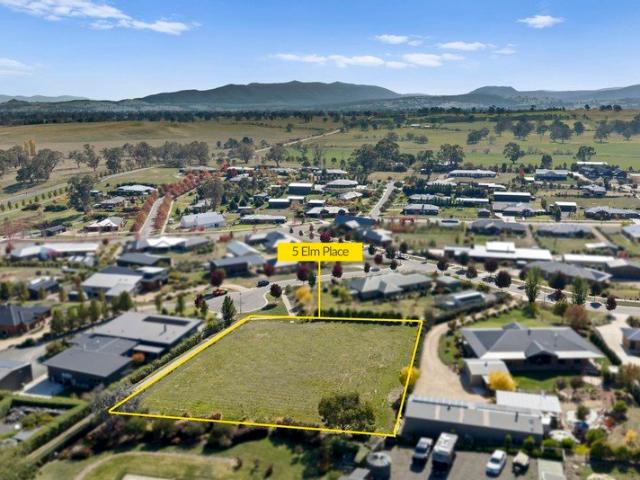 Land for sale in Victoria