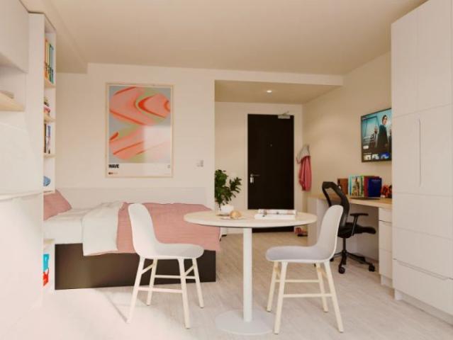 Studio for rent in Canongate, Old Town