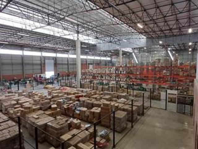 Commercial for rent in Olievenhoutbos, Gauteng