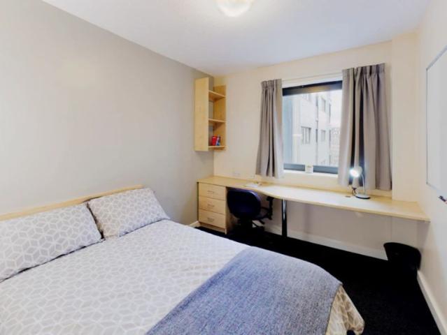 Room for rent in Park Hill, South Yorkshire