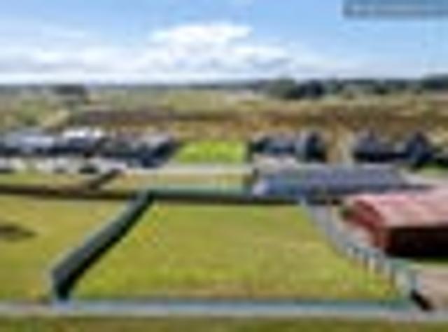 Land for sale in Chaslands, Canterbury