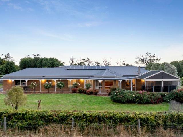 Cottage for sale in Outtrim, Inverloch