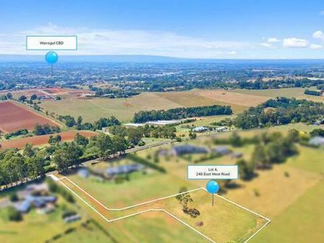 House for sale in Victoria