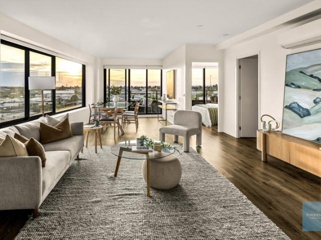 Apartment for sale in Caroline Springs, Melbourne