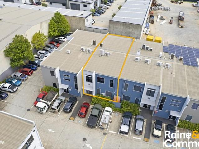 Warehouse for sale in Toombul, Queensland