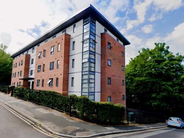 Studio for rent in Woodhouse, West Yorkshire